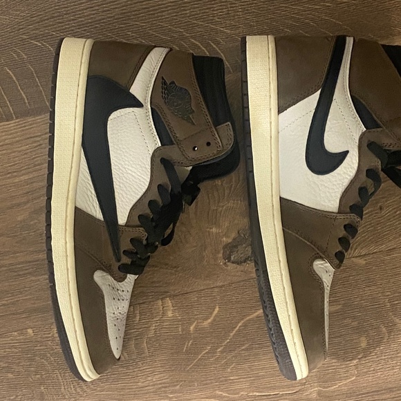 Sir Jordan 1 high Travis Scott mocha